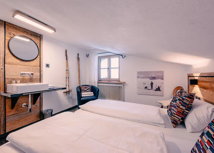 Chalet-apartment Haus Richard Falch * Sankt Anton am Arlberg