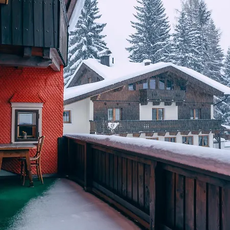 Haus Richard Falch Apartman