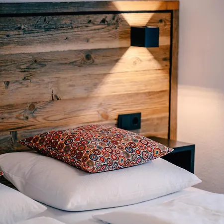 Haus Richard Falch Lejlighed *