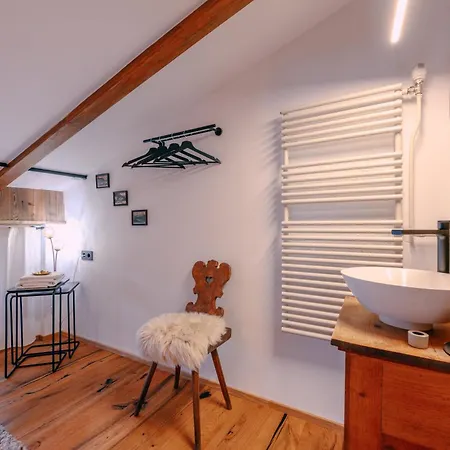 Haus Richard Falch *